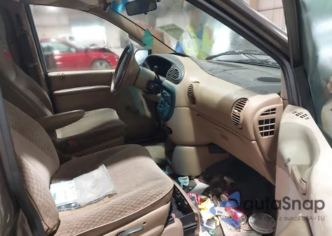 1998 Plymouth Voyager из США, поврежденный, VIN 2P4FP2536WR814152